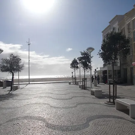 Bed & Seaside شقة